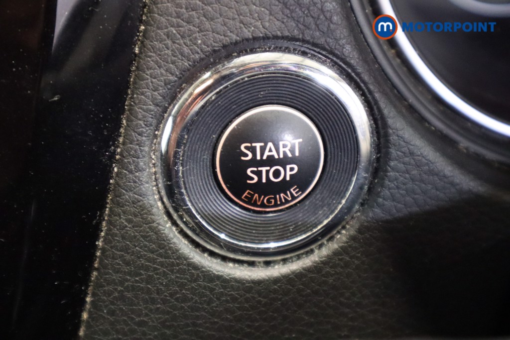 Nissan Qashqai N-Connecta Manual Petrol SUV - Stock Number (1615368) - 20th supplementary image