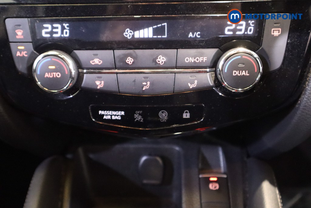 Nissan Qashqai N-Connecta Manual Petrol SUV - Stock Number (1615368) - 22nd supplementary image