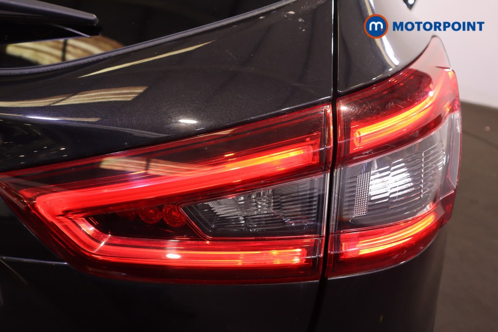 Nissan Qashqai N-Connecta Manual Petrol SUV - Stock Number (1615368) - 33rd supplementary image