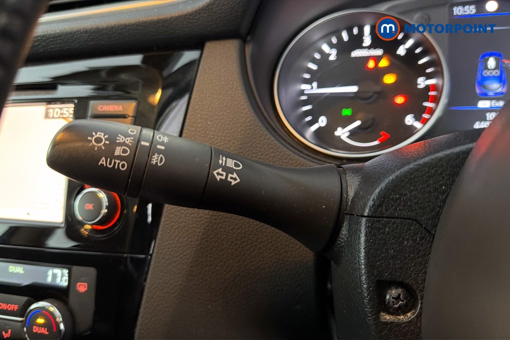 Nissan Qashqai Acenta Premium Manual Diesel SUV - Stock Number (1615591) - 6th supplementary image