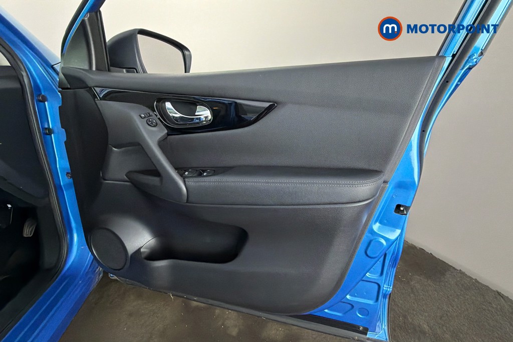 Nissan Qashqai Acenta Premium Manual Diesel SUV - Stock Number (1615591) - 19th supplementary image