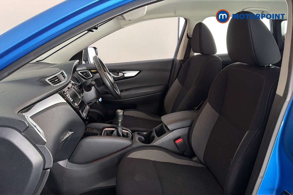 Nissan Qashqai Acenta Premium Manual Diesel SUV - Stock Number (1615591) - 22nd supplementary image