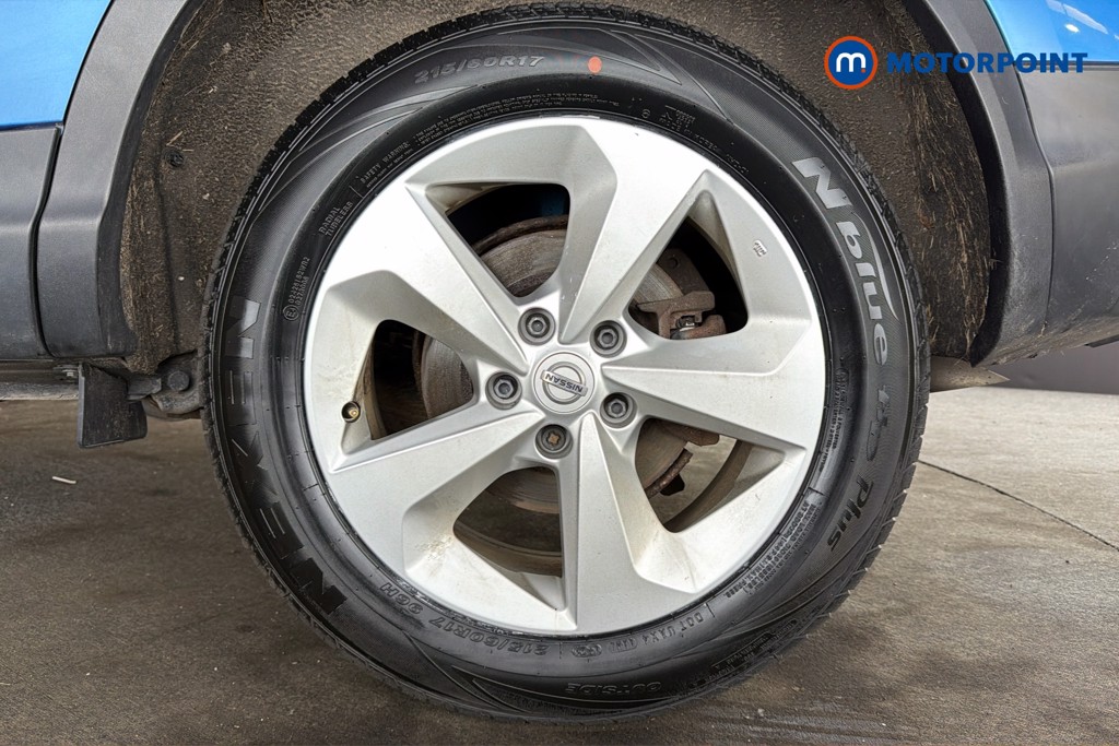 Nissan Qashqai Acenta Premium Manual Diesel SUV - Stock Number (1615591) - 48th supplementary image