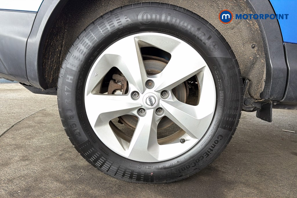 Nissan Qashqai Acenta Premium Manual Diesel SUV - Stock Number (1615591) - 49th supplementary image