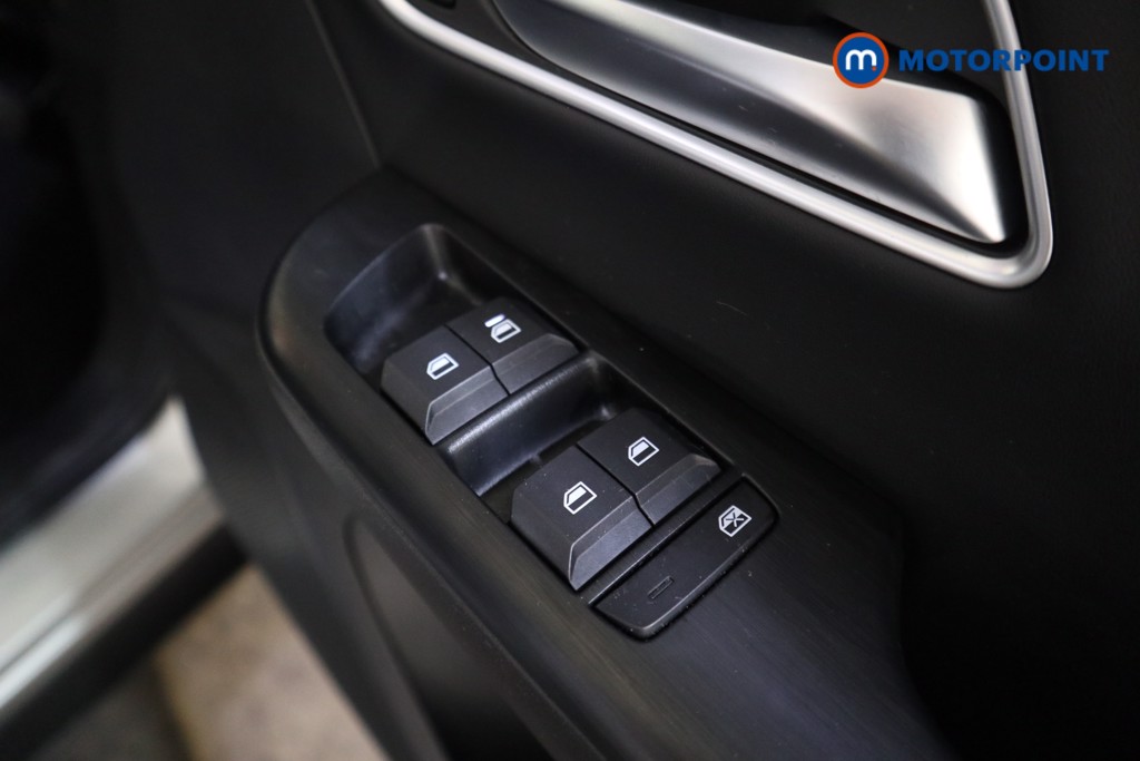 Mg Motor Uk ZS Trophy Automatic Petrol-Electric Hybrid SUV - Stock Number (1618437) - 15th supplementary image