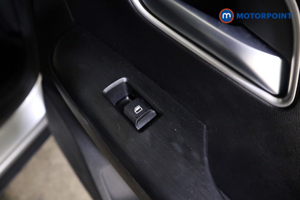 Mg Motor Uk ZS Trophy Automatic Petrol-Electric Hybrid SUV - Stock Number (1618437) - 21st supplementary image