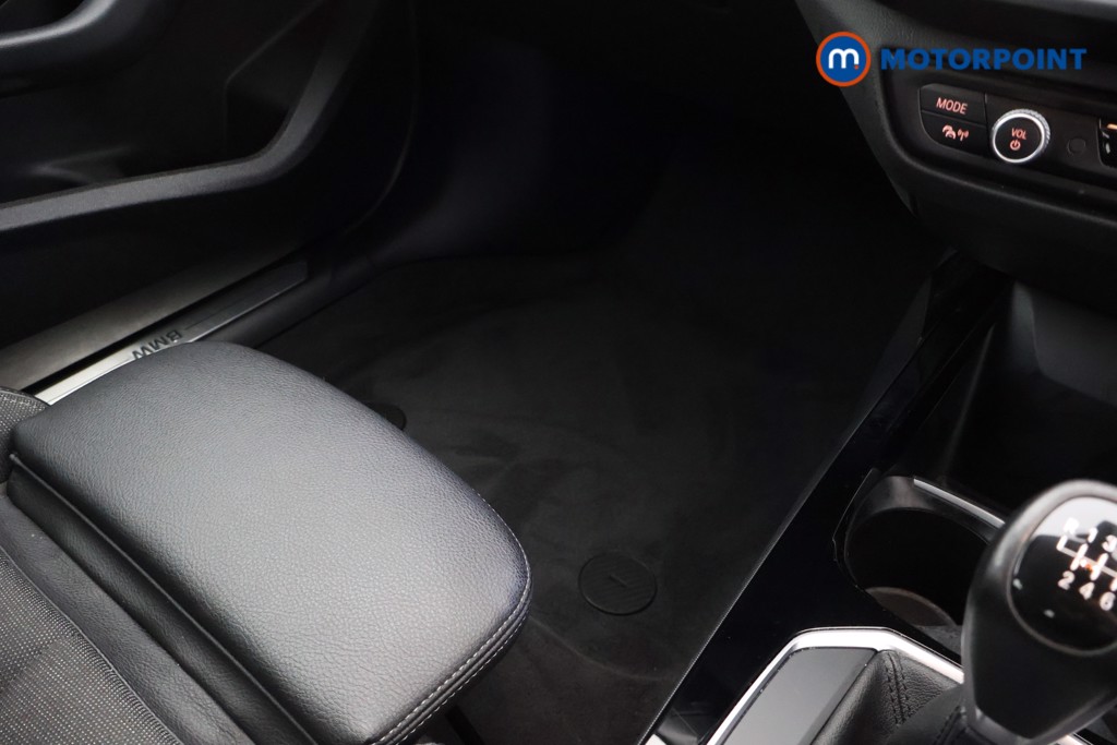 BMW 2 Series Sport Manual Petrol Saloon - Stock Number (1618688) - 9th supplementary image