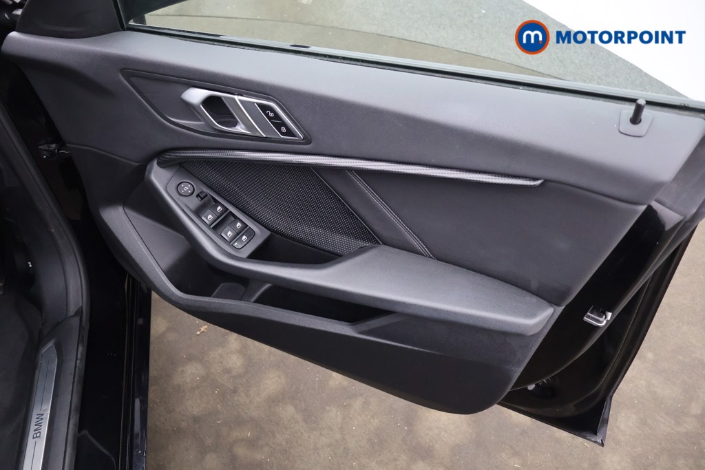 BMW 2 Series Sport Manual Petrol Saloon - Stock Number (1618688) - 10th supplementary image