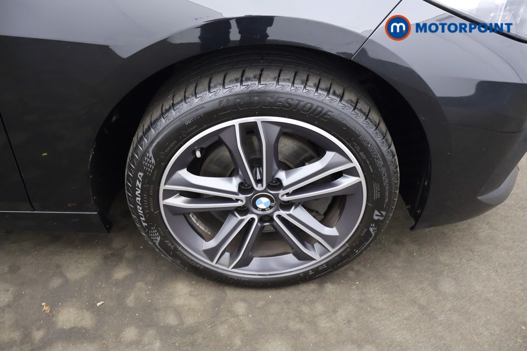 BMW 2 Series Sport Manual Petrol Saloon - Stock Number (1618688) - 1st supplementary image