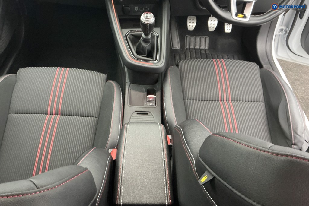 Renault Clio Rs Line Manual Petrol Hatchback - Stock Number (1619300) - 8th supplementary image