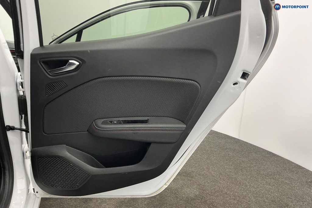 Renault Clio Rs Line Manual Petrol Hatchback - Stock Number (1619300) - 21st supplementary image