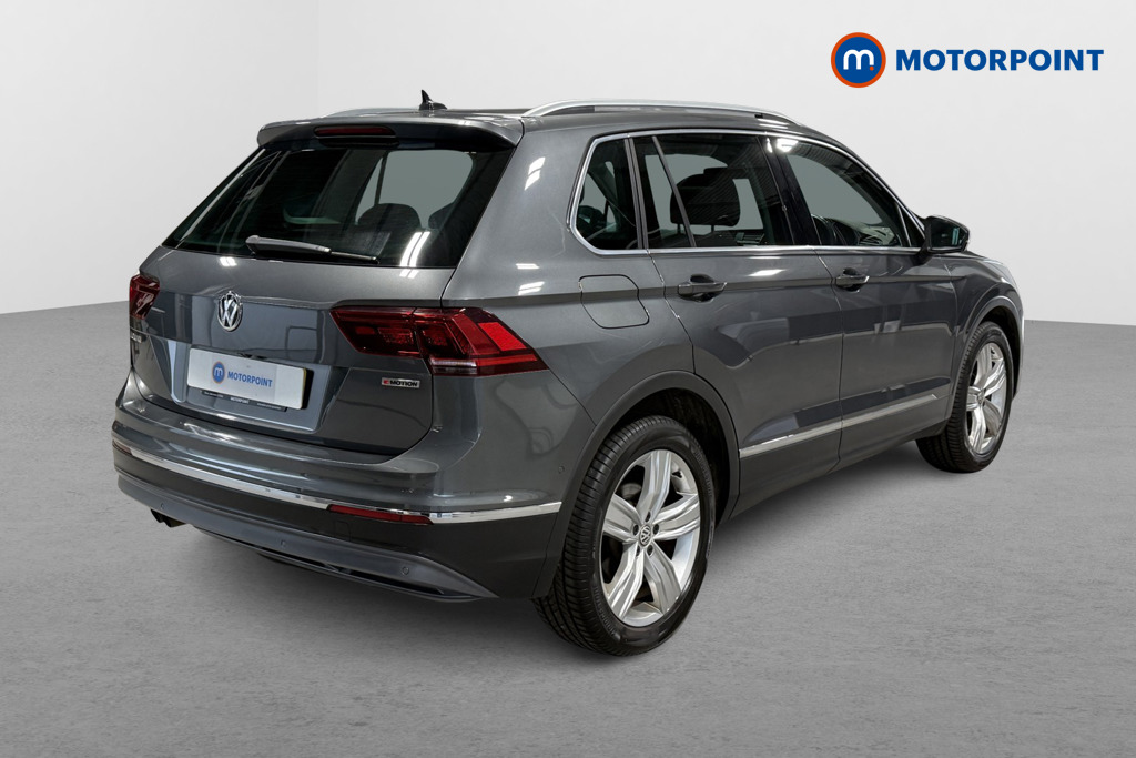 Volkswagen Tiguan SEL Automatic Petrol SUV - Stock Number (1619817) - Drivers side rear corner
