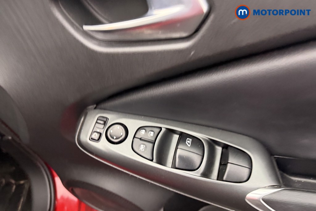 Nissan Juke Acenta Premium Manual Petrol SUV - Stock Number (1619895) - 11th supplementary image