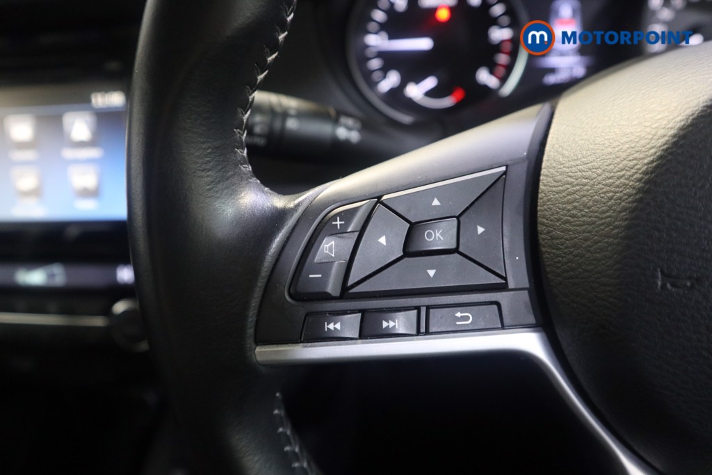 Nissan Qashqai Acenta Premium Manual Diesel SUV - Stock Number (1619983) - 3rd supplementary image