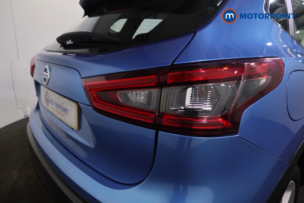 Nissan Qashqai Acenta Premium Manual Diesel SUV - Stock Number (1619983) - 27th supplementary image