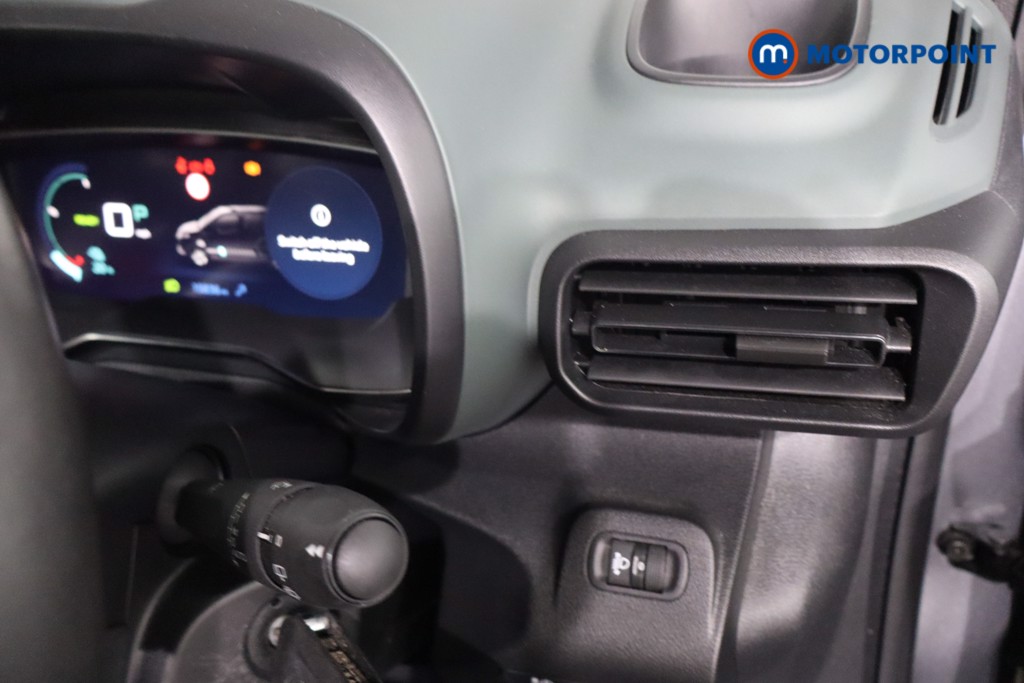 Citroen Berlingo Flair Xtr Automatic Electric People Carrier - Stock Number (1620523) - 16th supplementary image