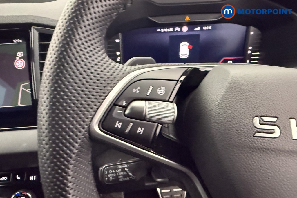 Skoda Karoq Sportline Edition Automatic Petrol SUV - Stock Number (1620980) - 6th supplementary image