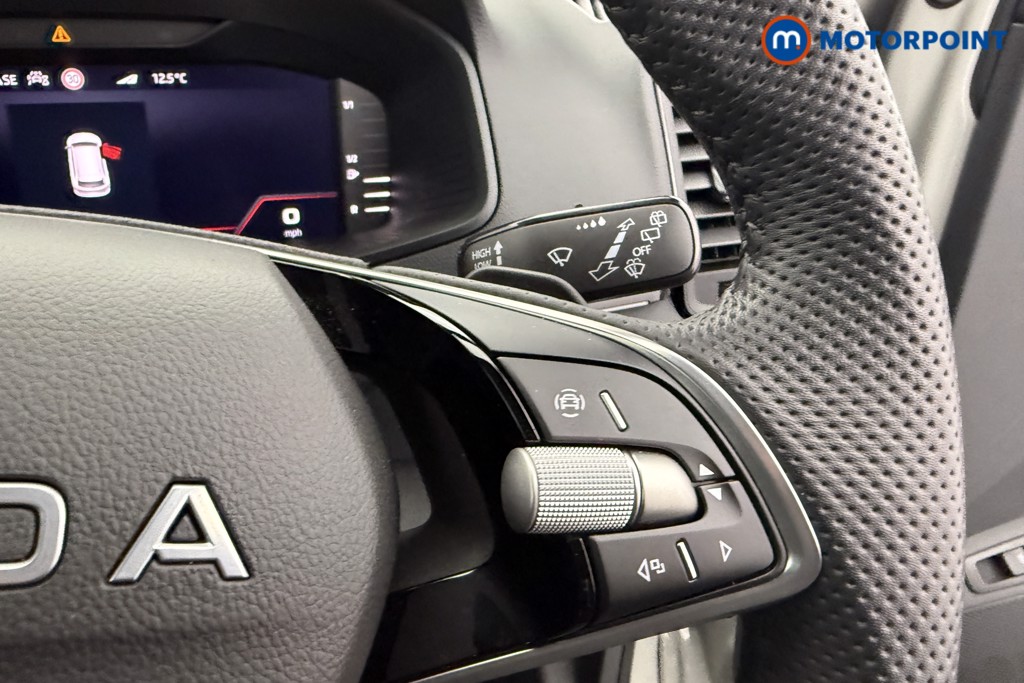 Skoda Karoq Sportline Edition Automatic Petrol SUV - Stock Number (1620980) - 7th supplementary image