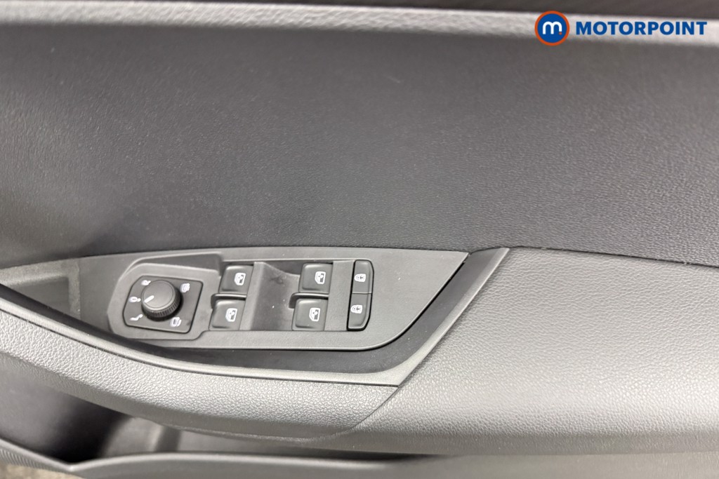 Skoda Karoq Sportline Edition Automatic Petrol SUV - Stock Number (1620980) - 12th supplementary image