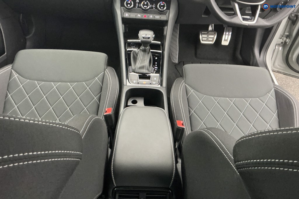 Skoda Karoq Sportline Edition Automatic Petrol SUV - Stock Number (1621015) - 12th supplementary image