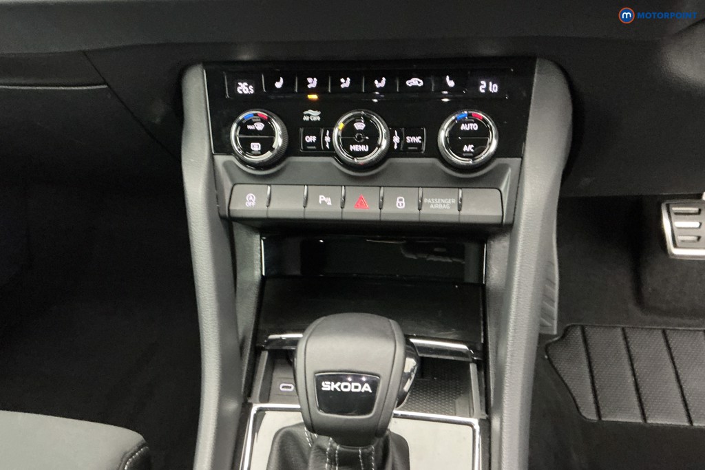 Skoda Karoq Sportline Edition Automatic Petrol SUV - Stock Number (1621015) - 20th supplementary image