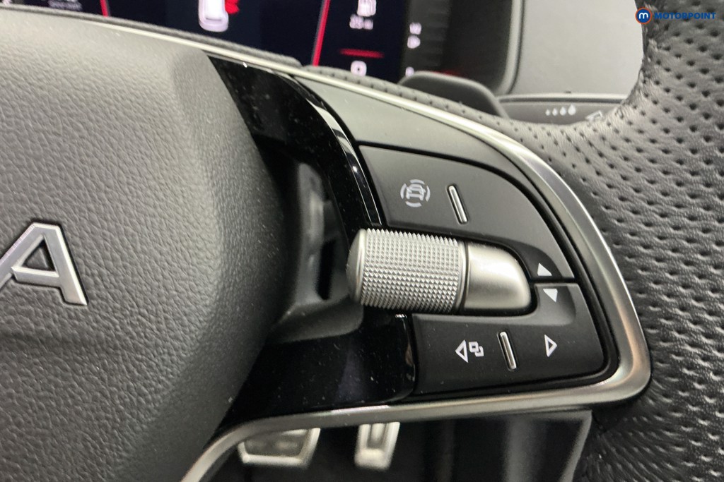 Skoda Karoq Sportline Edition Automatic Petrol SUV - Stock Number (1621015) - 26th supplementary image