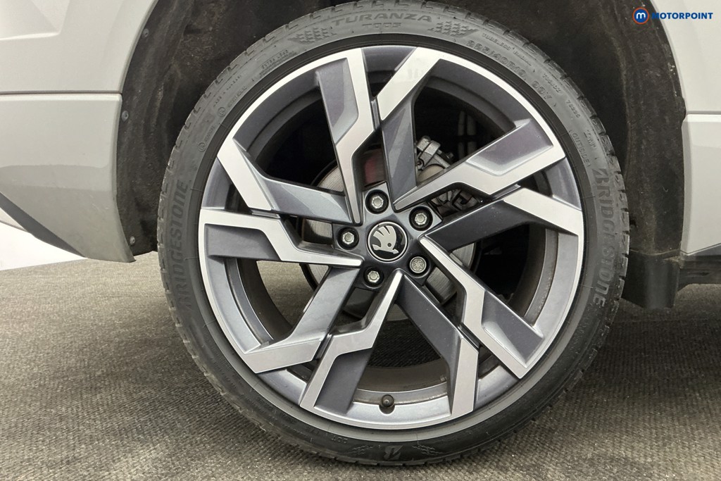 Skoda Karoq Sportline Edition Automatic Petrol SUV - Stock Number (1621015) - 39th supplementary image