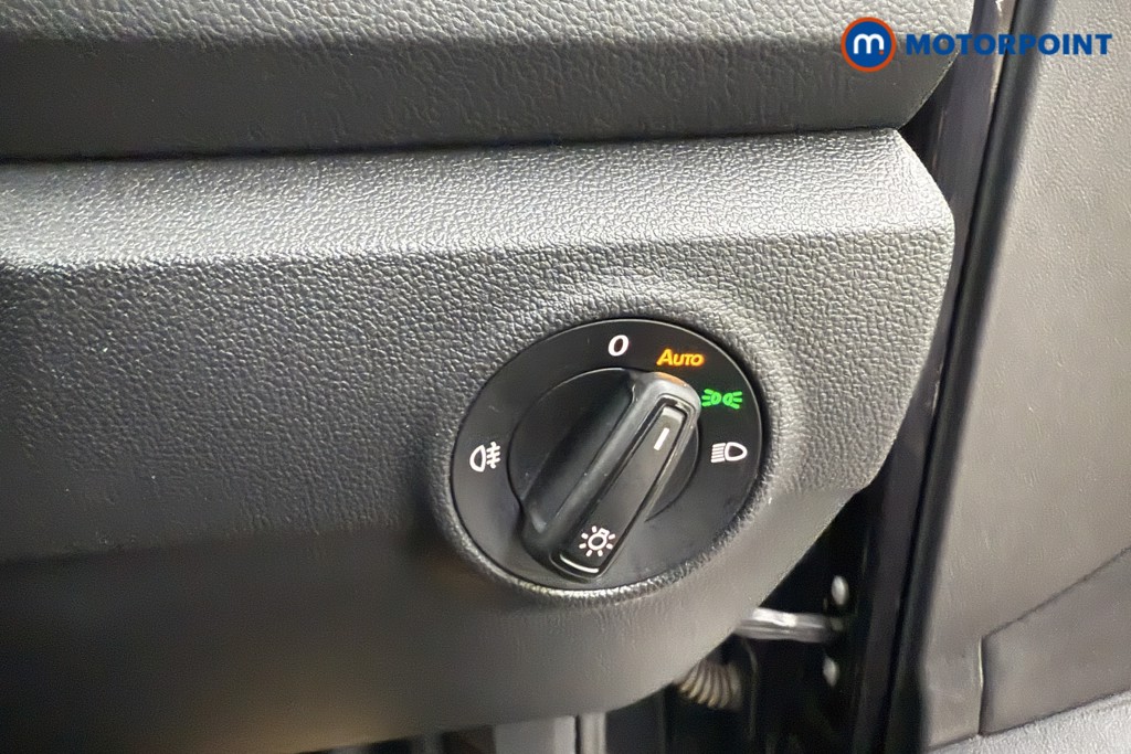 Volkswagen T-Roc Life Automatic Petrol SUV - Stock Number (1621370) - 13th supplementary image