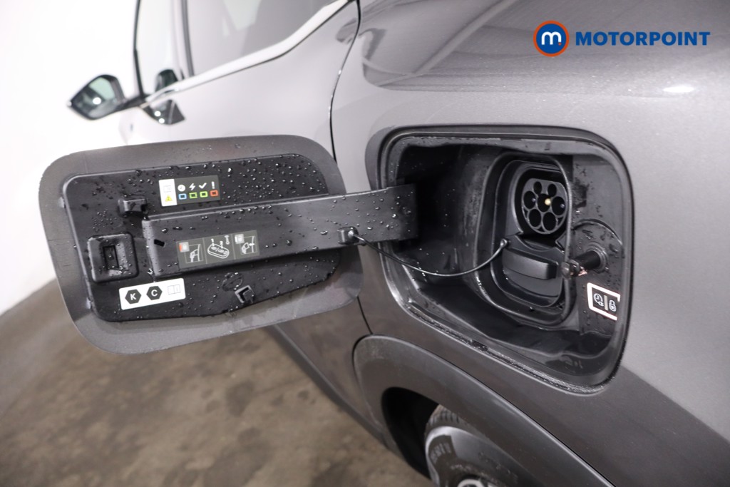 Citroen C4 Shine Plus Automatic Electric Hatchback - Stock Number (1621712) - 35th supplementary image