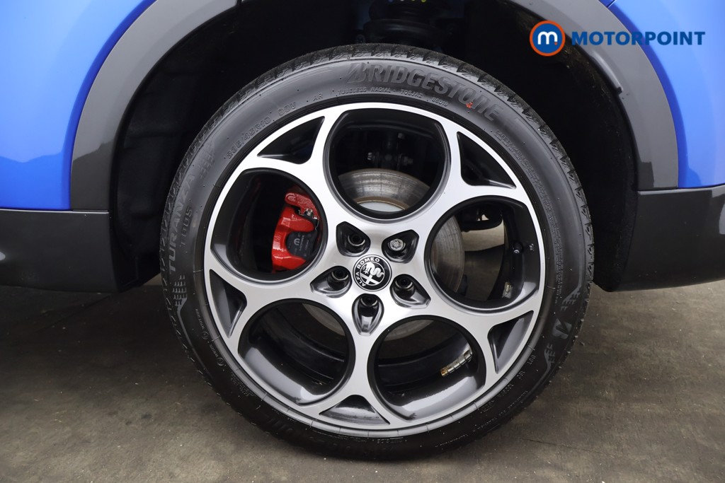 Alfa Romeo Tonale Veloce Automatic Petrol Plug-In Hybrid SUV - Stock Number (1621956) - 3rd supplementary image