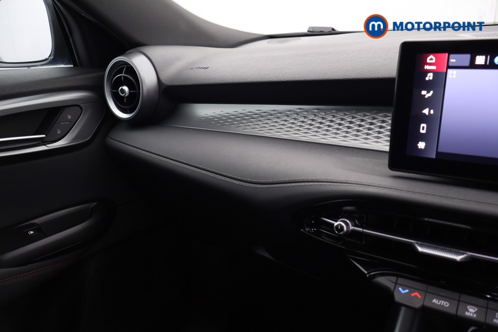 Alfa Romeo Tonale Veloce Automatic Petrol Plug-In Hybrid SUV - Stock Number (1621956) - 18th supplementary image