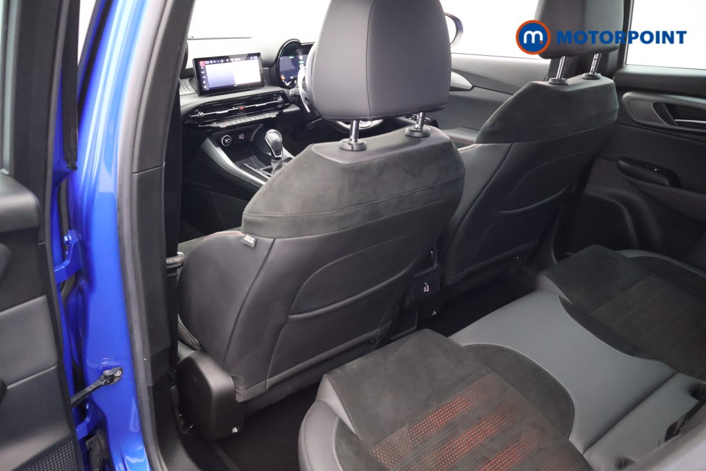 Alfa Romeo Tonale Veloce Automatic Petrol Plug-In Hybrid SUV - Stock Number (1621956) - 32nd supplementary image