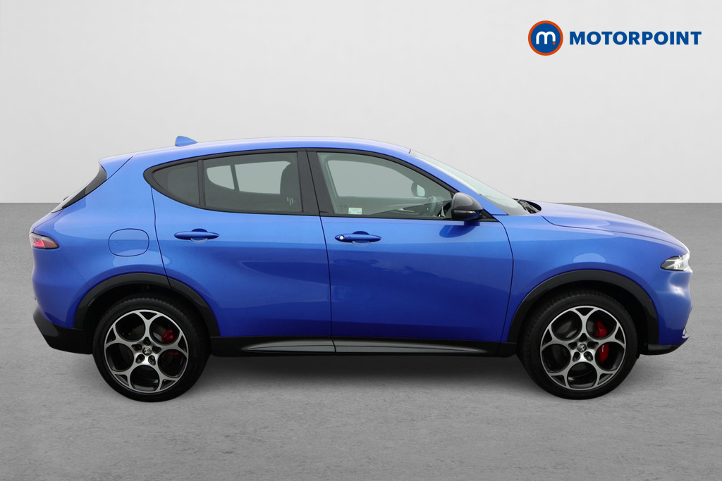 Alfa Romeo Tonale Veloce Automatic Petrol Plug-In Hybrid SUV - Stock Number (1621956) - Drivers side