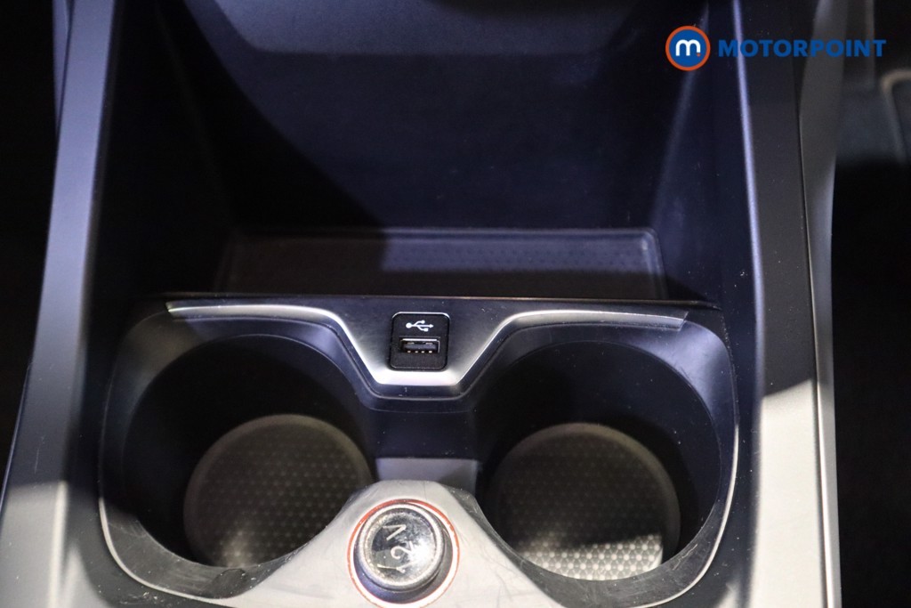 BMW 1 Series SE Manual Petrol Hatchback - Stock Number (1622251) - 22nd supplementary image