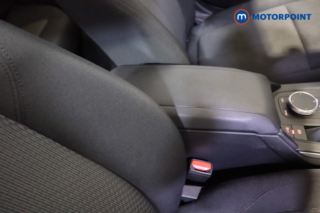 BMW 1 Series SE Manual Petrol Hatchback - Stock Number (1622251) - 25th supplementary image