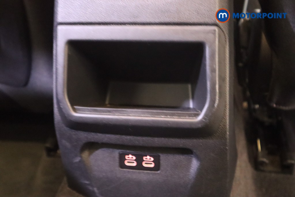 BMW 1 Series SE Manual Petrol Hatchback - Stock Number (1622251) - 27th supplementary image