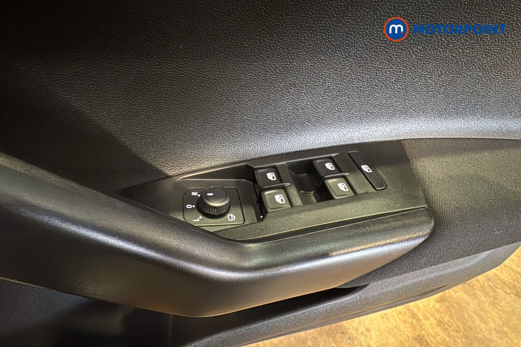 Volkswagen Polo Life Manual Petrol Hatchback - Stock Number (1622475) - 20th supplementary image