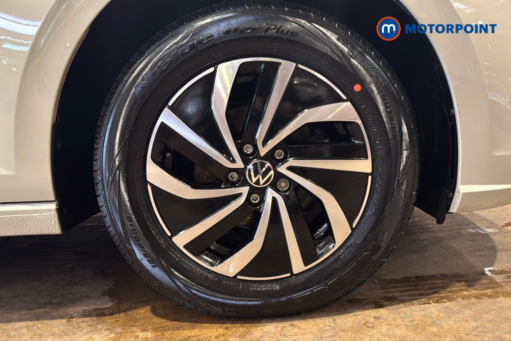 Volkswagen Polo Life Manual Petrol Hatchback - Stock Number (1622475) - 50th supplementary image