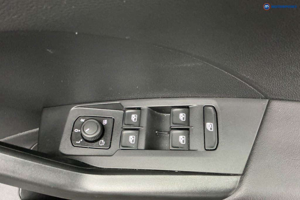 Volkswagen T-Cross Black Edition Manual Petrol SUV - Stock Number (1622525) - 27th supplementary image