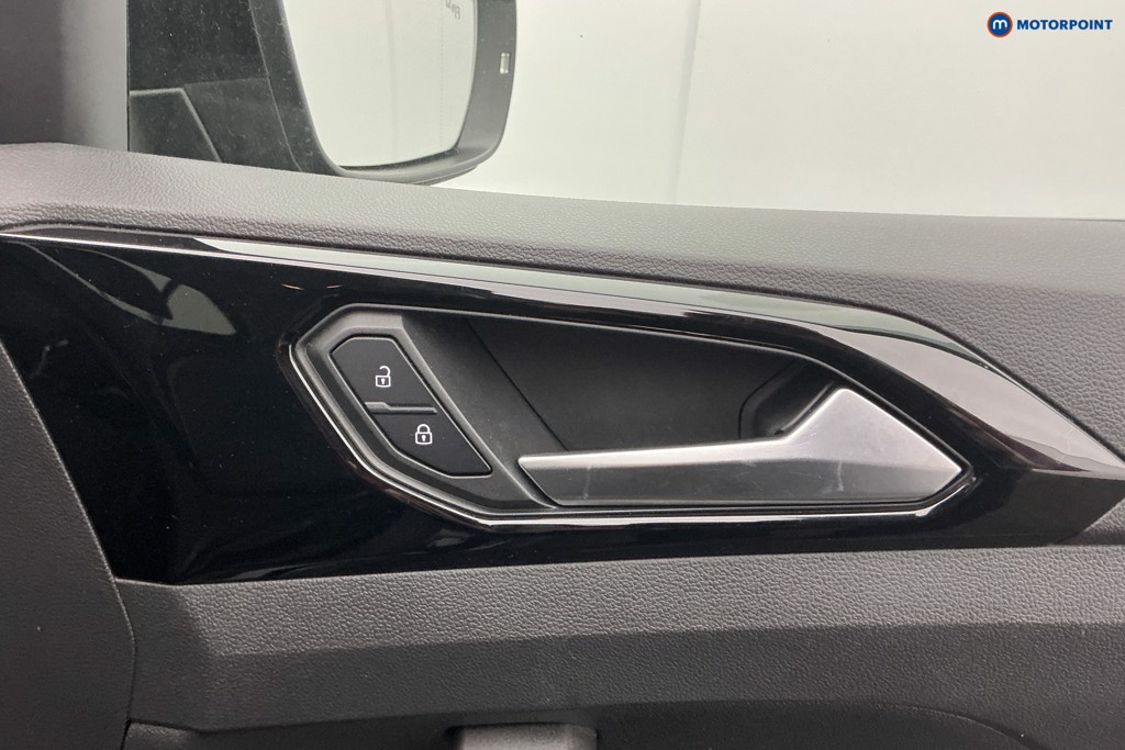 Volkswagen T-Cross Black Edition Manual Petrol SUV - Stock Number (1622525) - 28th supplementary image