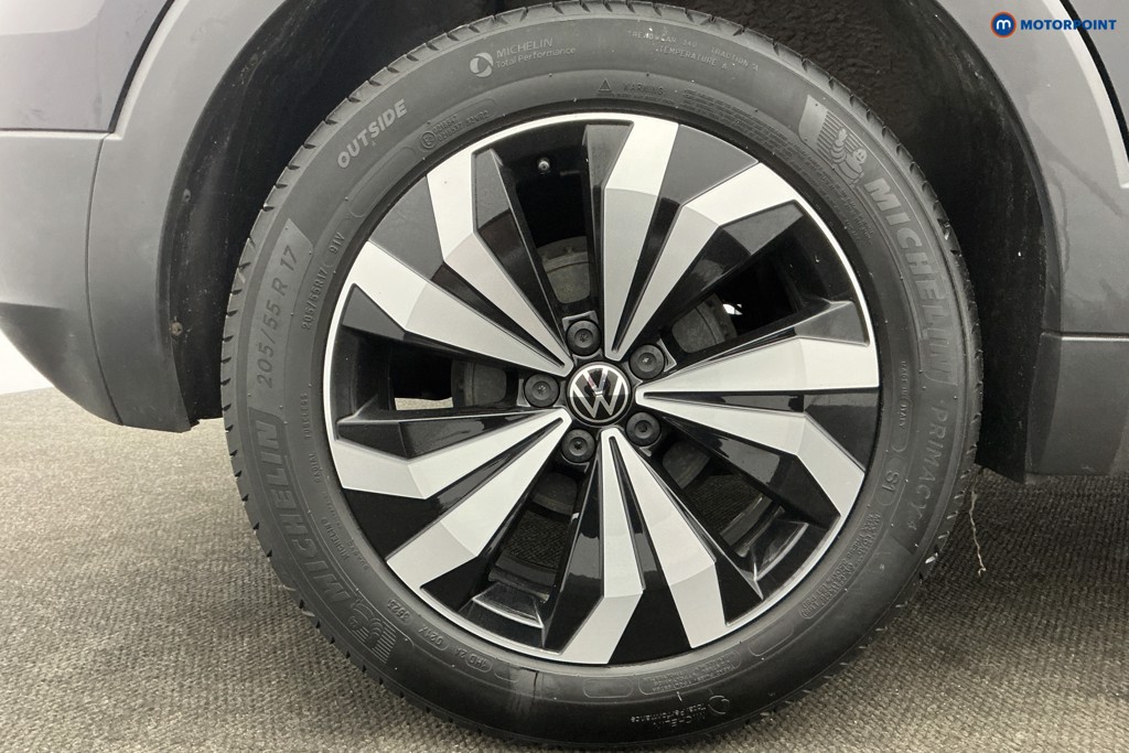 Volkswagen T-Cross Black Edition Manual Petrol SUV - Stock Number (1622525) - 36th supplementary image