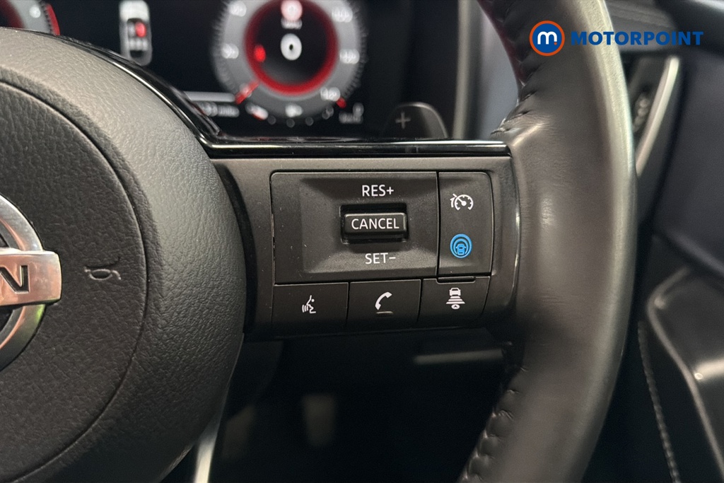 Nissan Qashqai Tekna Automatic Petrol SUV - Stock Number (1622886) - 3rd supplementary image