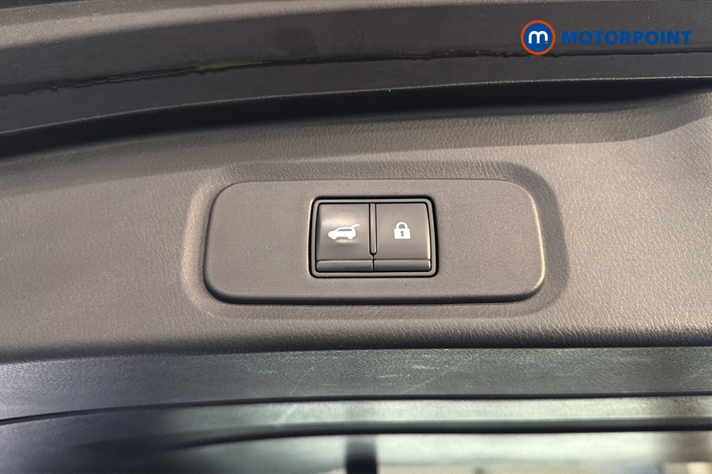 Nissan Qashqai Tekna Automatic Petrol SUV - Stock Number (1622886) - 35th supplementary image