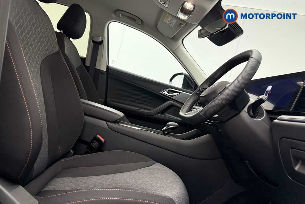 Mg Motor Uk HS SE Automatic Petrol-Electric Hybrid SUV - Stock Number (1622944) - 8th supplementary image