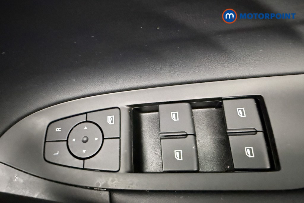 Mg Motor Uk HS SE Automatic Petrol-Electric Hybrid SUV - Stock Number (1622944) - 19th supplementary image