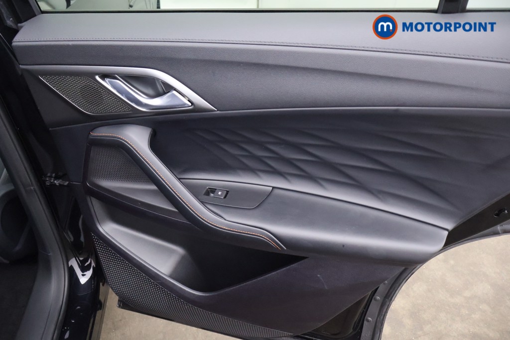 Mg Motor Uk HS SE Automatic Petrol-Electric Hybrid SUV - Stock Number (1622947) - 17th supplementary image