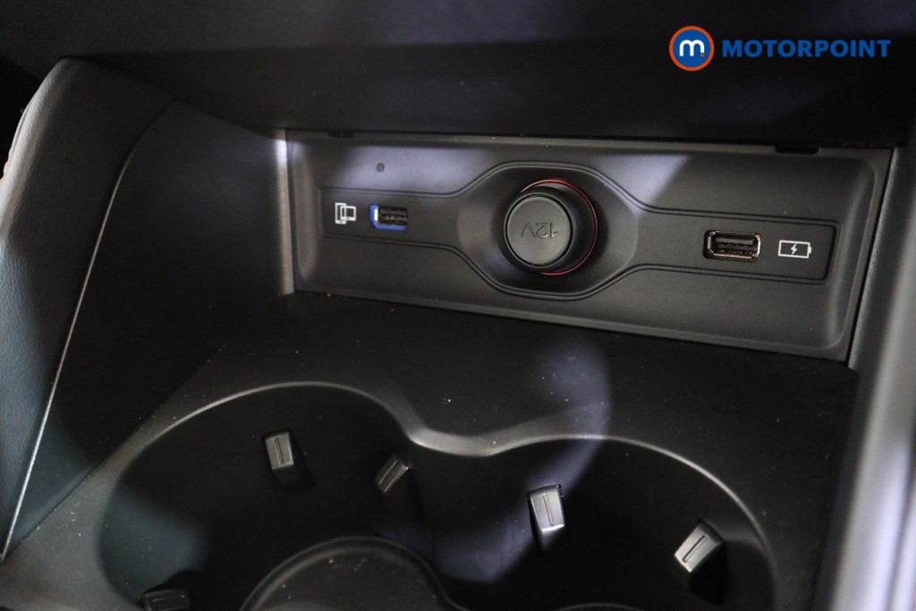 Mg Motor Uk HS SE Automatic Petrol-Electric Hybrid SUV - Stock Number (1622948) - 8th supplementary image