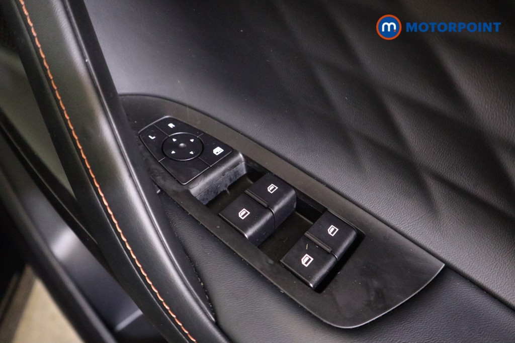 Mg Motor Uk HS SE Automatic Petrol-Electric Hybrid SUV - Stock Number (1622948) - 13th supplementary image