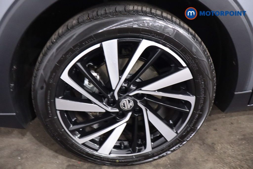 Mg Motor Uk ZS Trophy Automatic Petrol-Electric Hybrid SUV - Stock Number (1623157) - 11th supplementary image