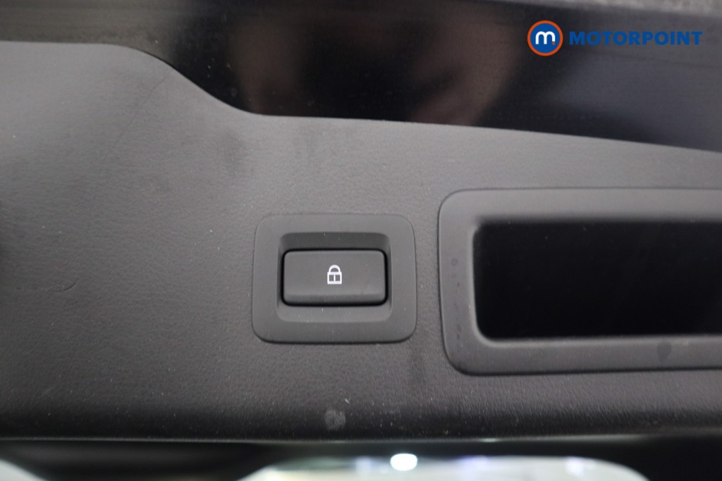 Mazda 3 Exclusive-Line Automatic Petrol Hatchback - Stock Number (1623174) - 22nd supplementary image